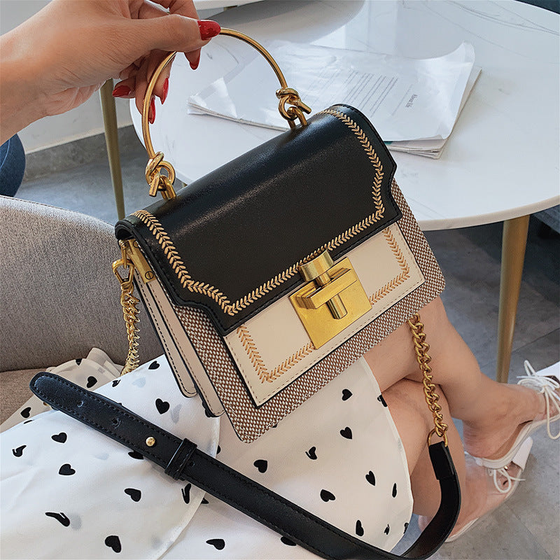 Medusa Textured Shoulder Bag